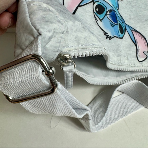 NWT. Disney Primark Stitch crossbody bag. Adorable gray bag - Picture 10 of 11
